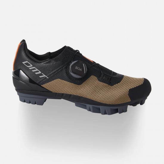 DMT shoe KM4